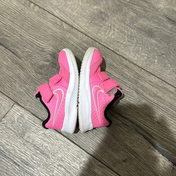 • Nike • Kids Star Runner 2 (TDV) Sneaker Pink Glow/Photon Dust-Black US 6 - Picture 4 of 5
